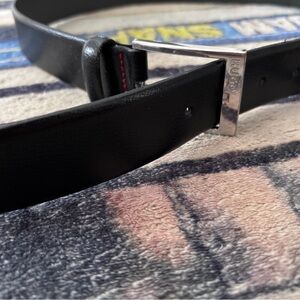 HUGO Black Leather Men's Belt 34